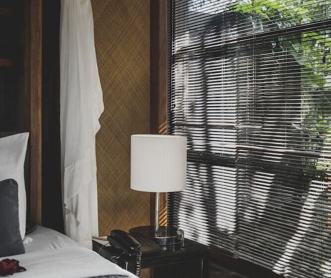 プール付３ベッドルーム　ビラ, Luwak Estate