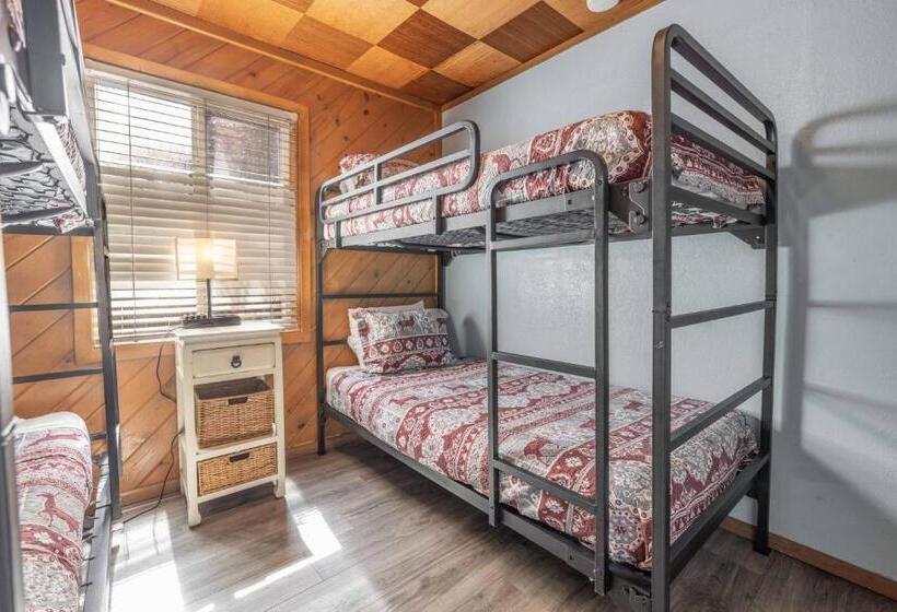 Люкс 2 Спальни, Bear Creek Resort