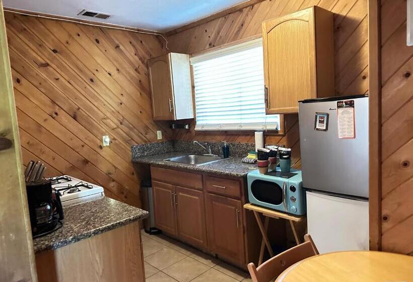 Дом 1 Спальня, Bear Creek Resort