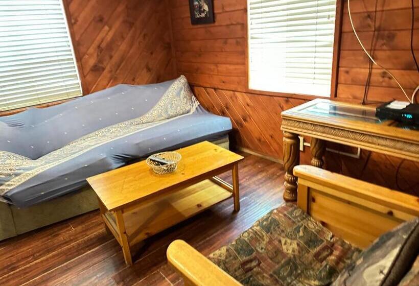 침실 1개 주택, Bear Creek Resort