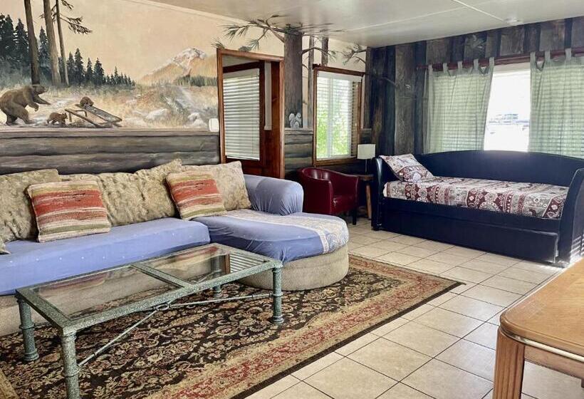 침실 2개 주택, Bear Creek Resort