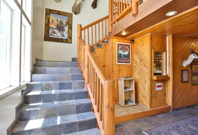 اتاق استاندارد با تخت بزرگ, Bear Creek Resort