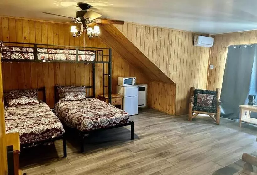 اتاق استاندارد, Bear Creek Resort