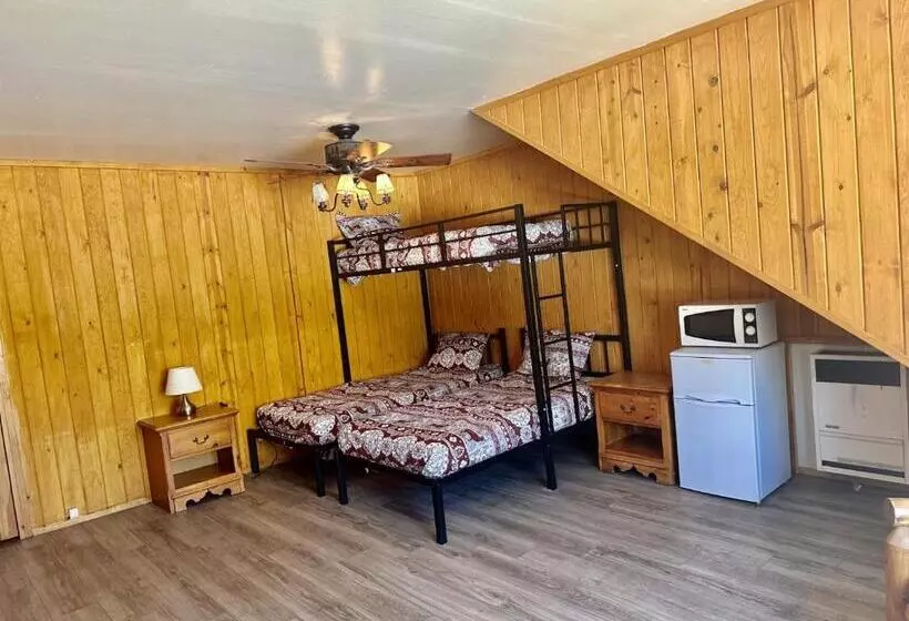 اتاق استاندارد, Bear Creek Resort
