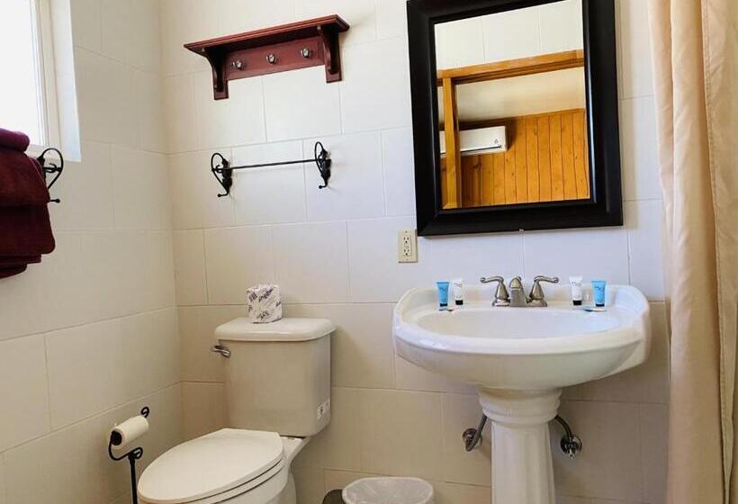 스탠다드 룸, Bear Creek Resort