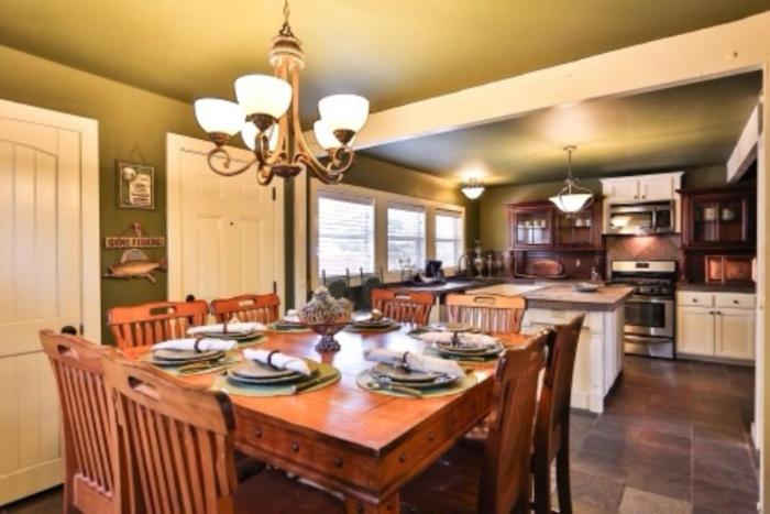 프레지덴셜 스위트, Bear Creek Resort