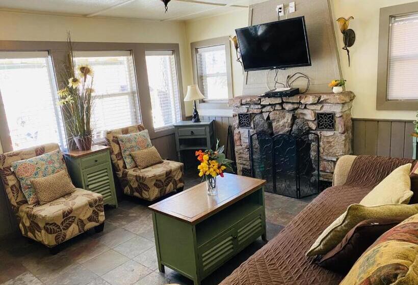 프레지덴셜 스위트, Bear Creek Resort