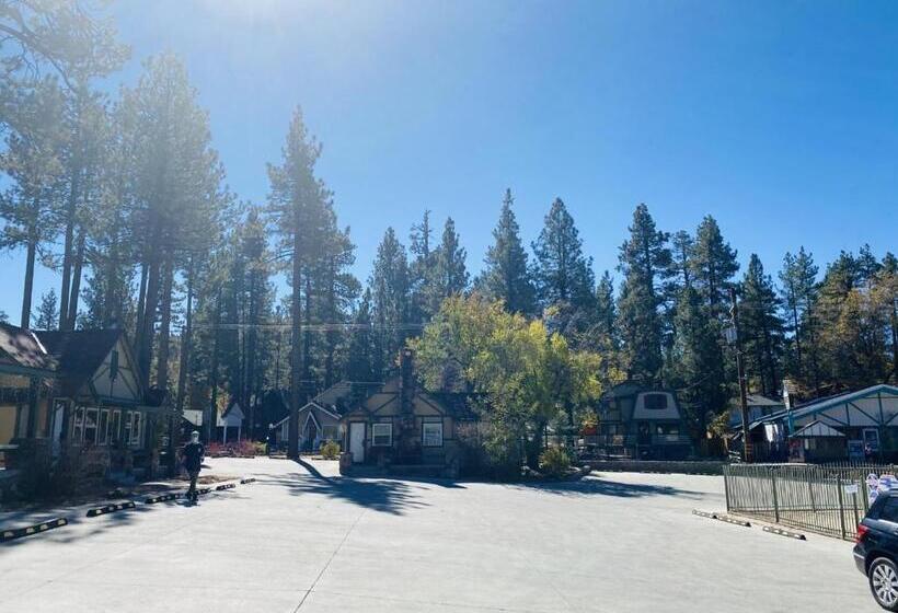 Студио Стандарт Кровать Кинг, Bear Creek Resort