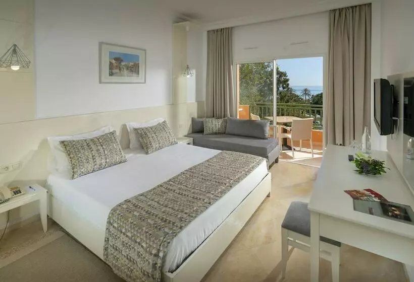 اتاق استاندارد سه نفره با چشمانداز کنار دریا, El Ksar Resort & Thalasso