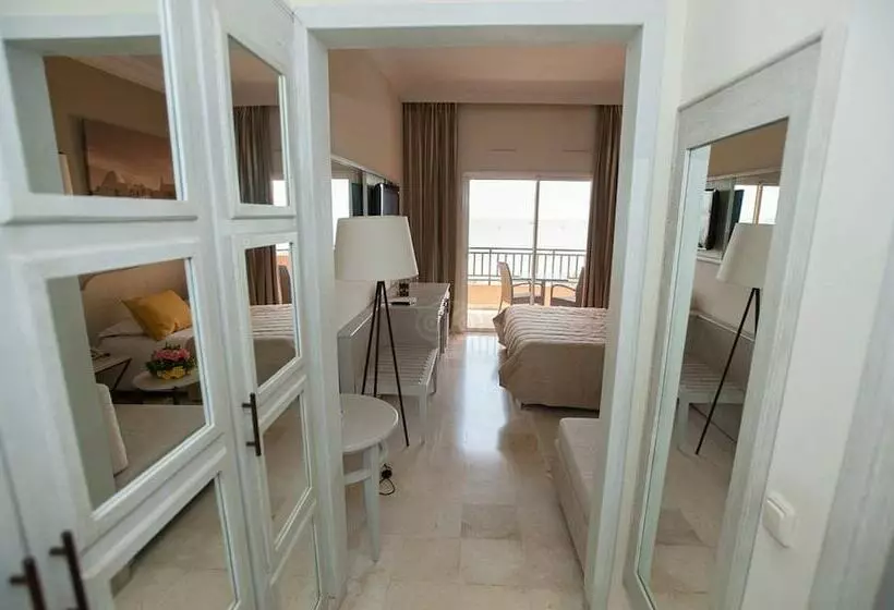 اتاق استاندارد سه نفره با چشمانداز کنار دریا, El Ksar Resort & Thalasso