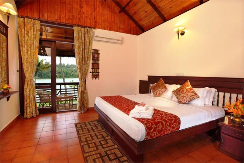 单卧高级别墅, Fragrant Nature Backwater Resort & Ayurveda Spa Kollam
