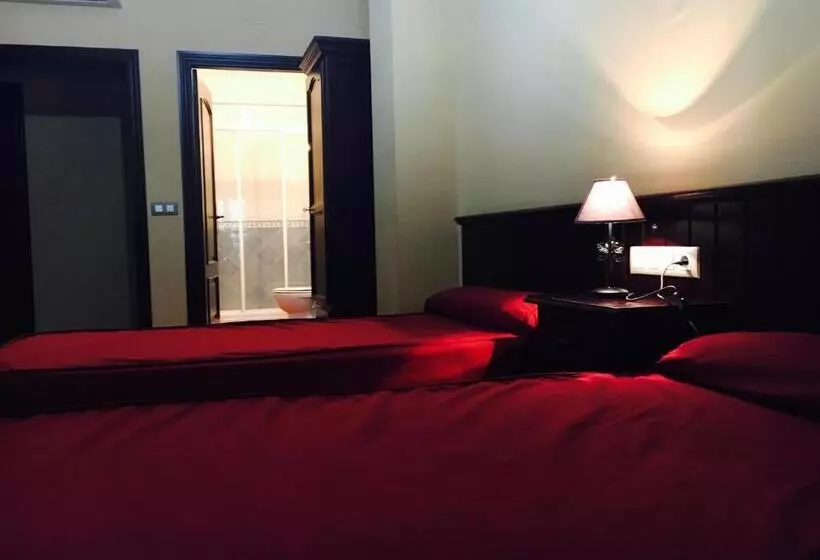 اتاق استاندارد, Hostal Pechi