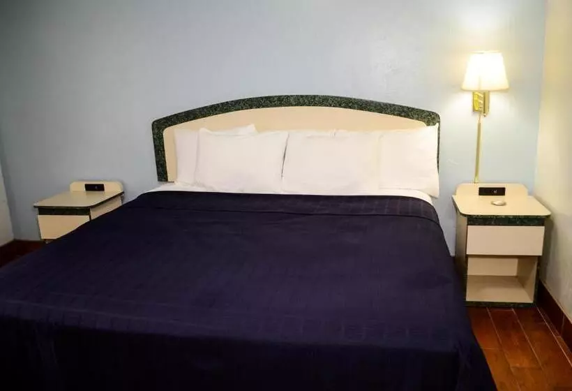 اتاق استاندارد, Economy Inn