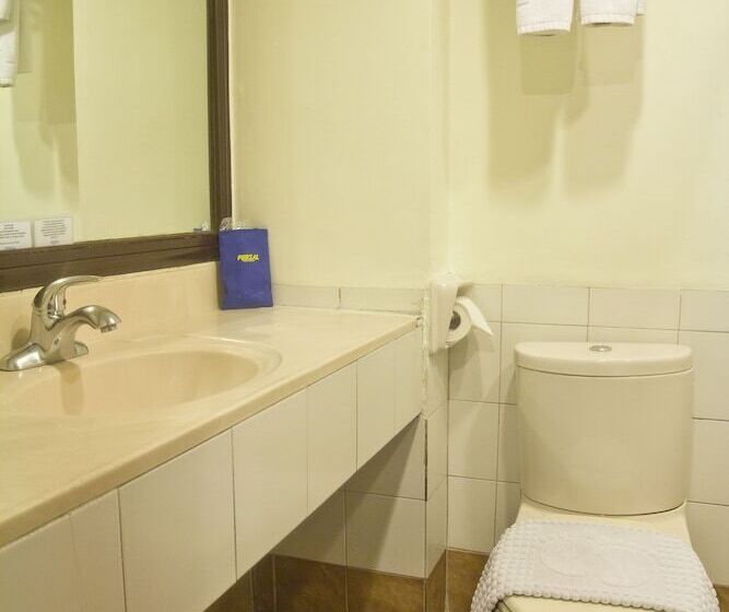 Quarto Deluxe Individual, Fersal Hotel Neptune Makati