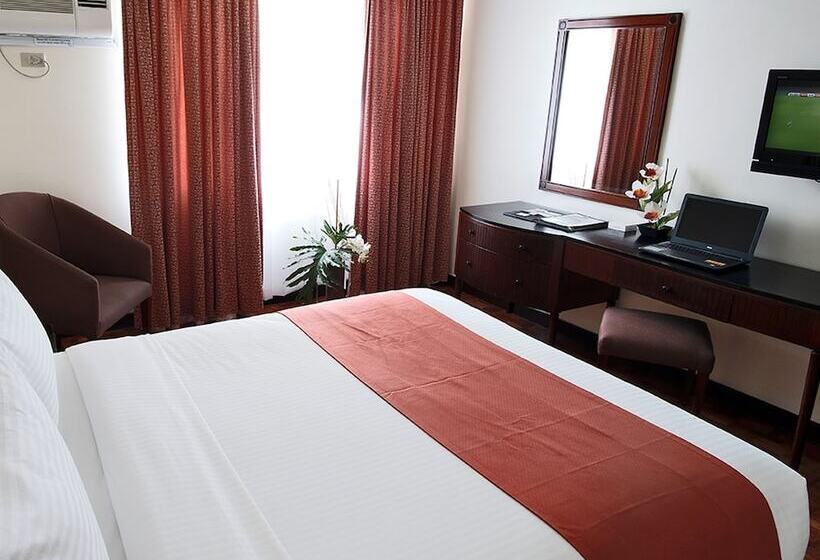 Quarto Premium, Fersal Hotel Neptune Makati