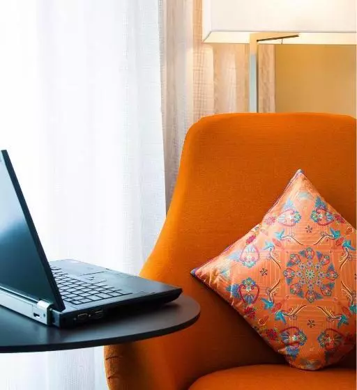اتاق سوپریور با تخت بزرگ, Fiesta Inn Puebla Las Animas