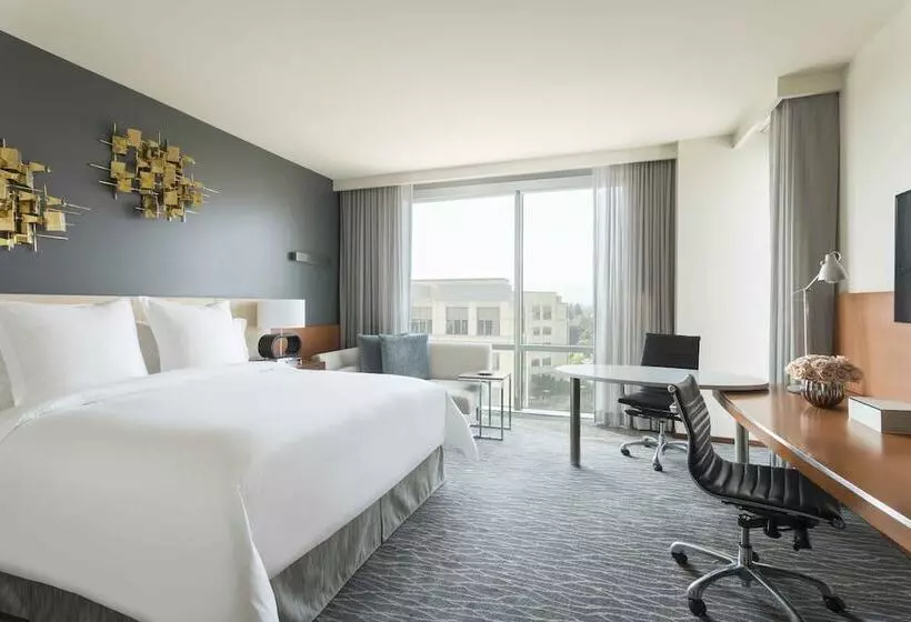 デラックスルーム, Four Seasons Hotel Silicon Valley At East Palo Alto