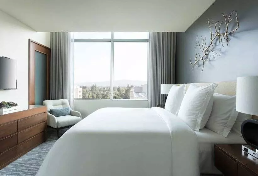 エクゼクティブスイート, Four Seasons Hotel Silicon Valley At East Palo Alto