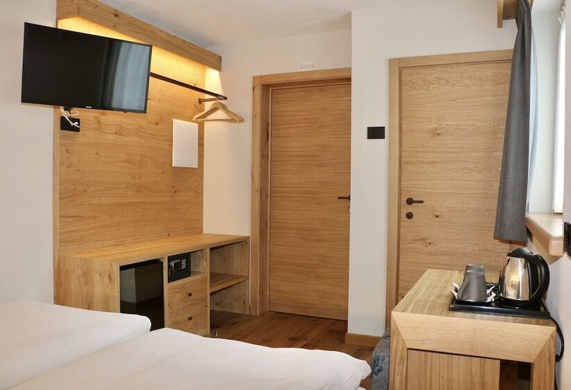 اتاق استاندارد, Galli S   Centro