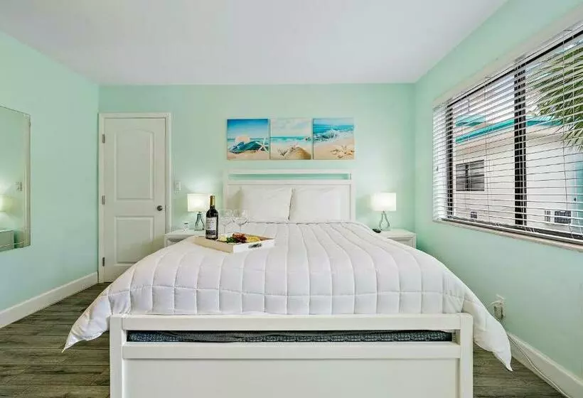 اتاق استاندارد, Hollywood Beachside Boutique Suite