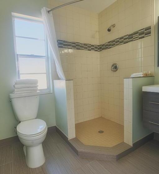 スイート, Hollywood Beachside Boutique Suite