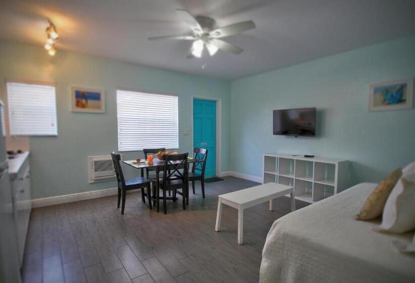 스위트, Hollywood Beachside Boutique Suite