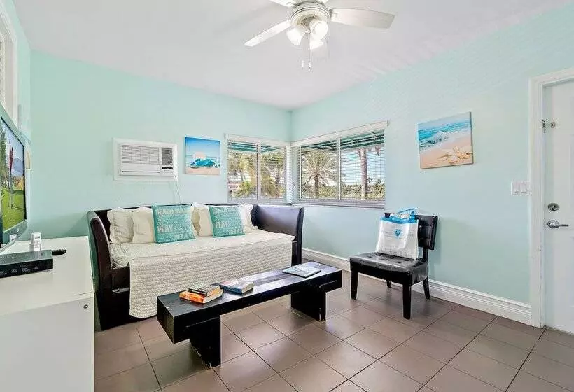 سوییت, Hollywood Beachside Boutique Suite