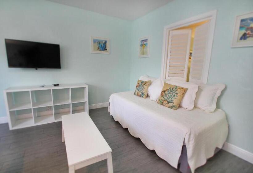 スイート, Hollywood Beachside Boutique Suite