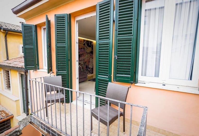 استودیوی لوکس, Opera Relais De Charme   Apart