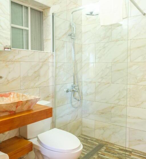 اتاق استاندارد با چشمانداز باغ, The Westender Inn