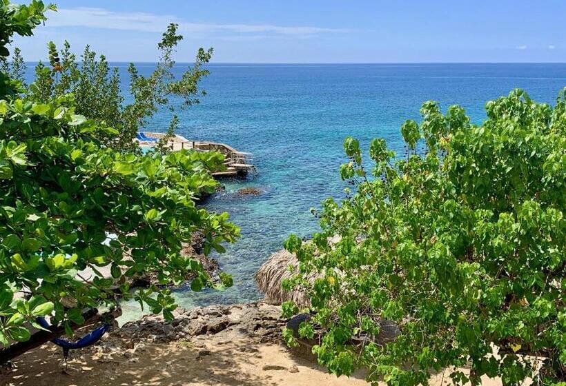 Deluxe Suite Sea View, The Westender Inn