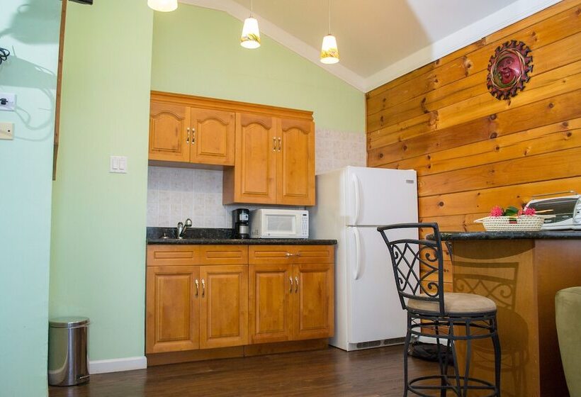 Deluxe Suite Sea View, The Westender Inn