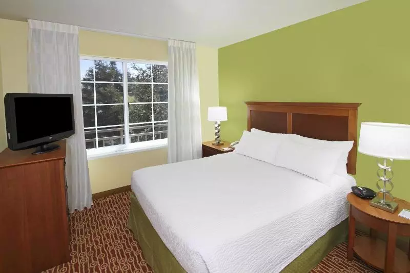 クイーンベッドのスタンダードスタジオ, Towneplace Suites San Jose Campbell