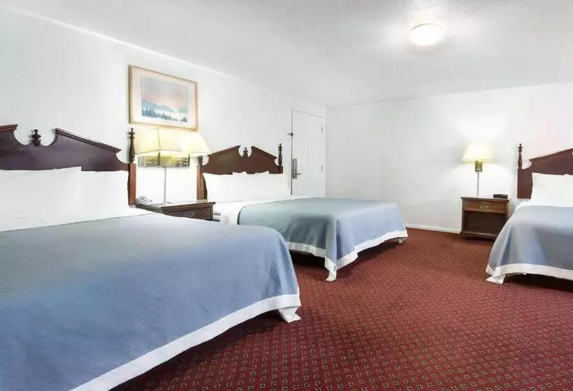スタンダードルーム, Travelodge By Wyndham Las Vegas Nm