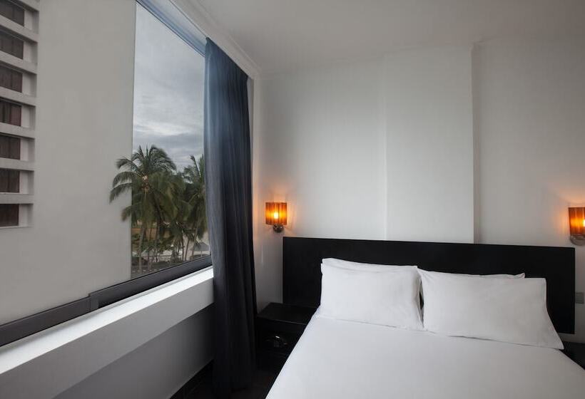 Номер Deluxe, Tune Hotel   Waterfront Kuching
