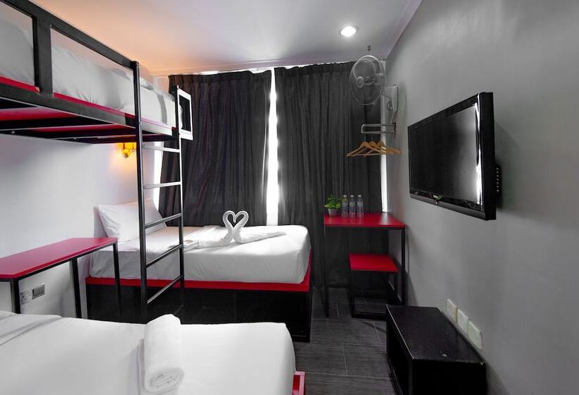 스탠다드 트리플 룸, Tune Hotel Waterfront Kuching