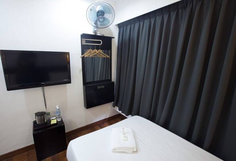 디럭스 룸, Tune Hotel Waterfront Kuching