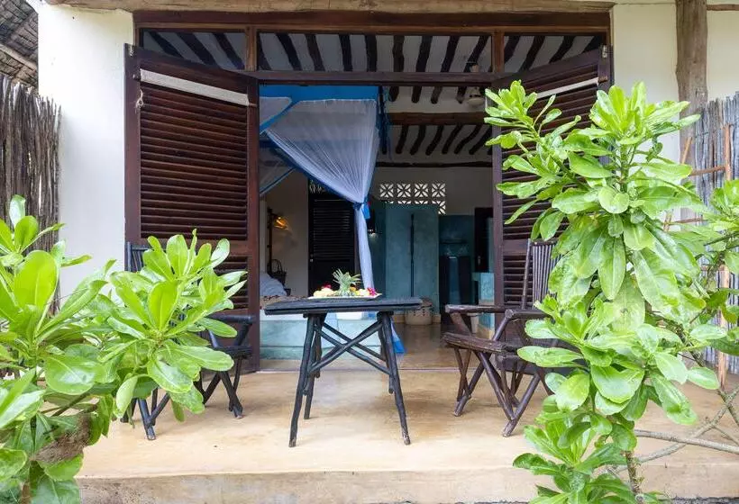 庭の見えるジュニアスイート, Zoi Beach House