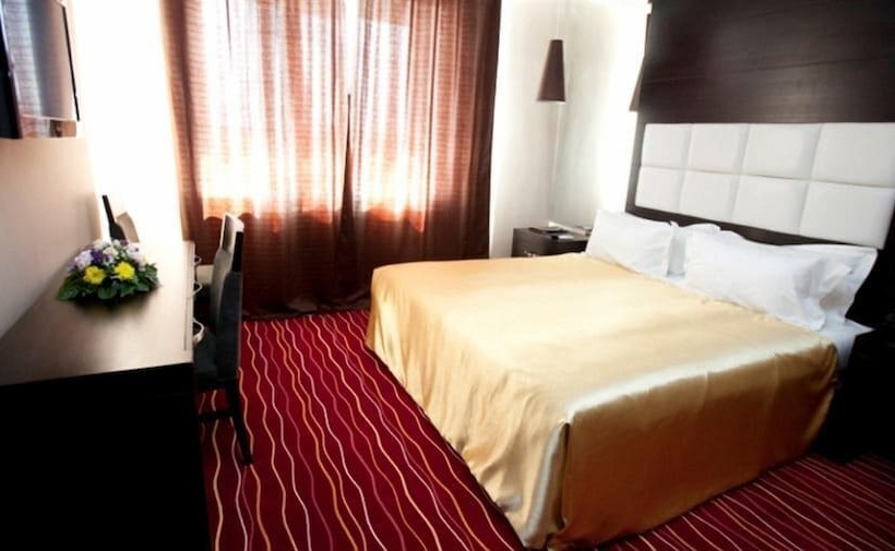 سوییت لوکس, Manhattan Hotel Astana