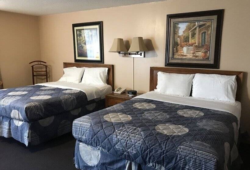 Family Suite, Moonlite Motel