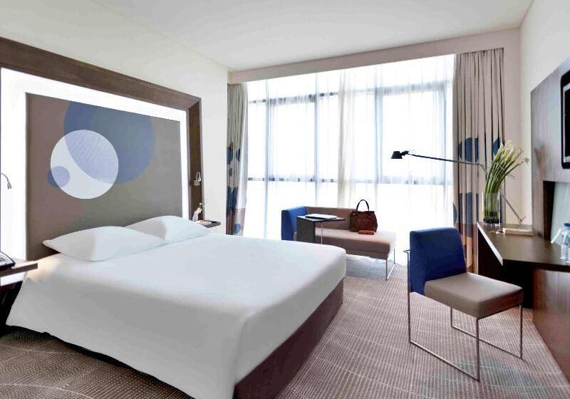 جناح سوبيريور, Novotel Abu Dhabi Gate