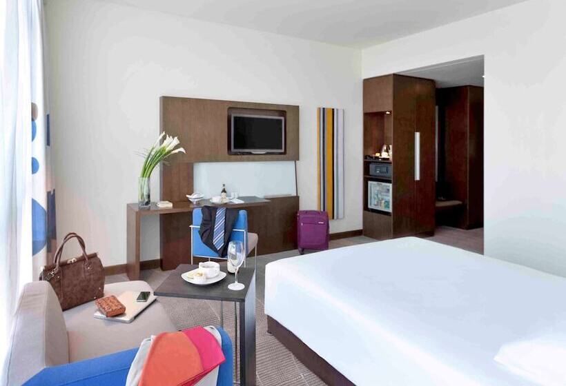 غرفة سوبيريور, Novotel Abu Dhabi Gate