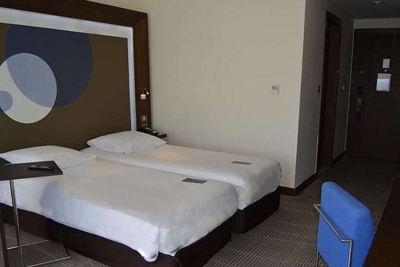 غرفة سوبيريور, Novotel Abu Dhabi Gate