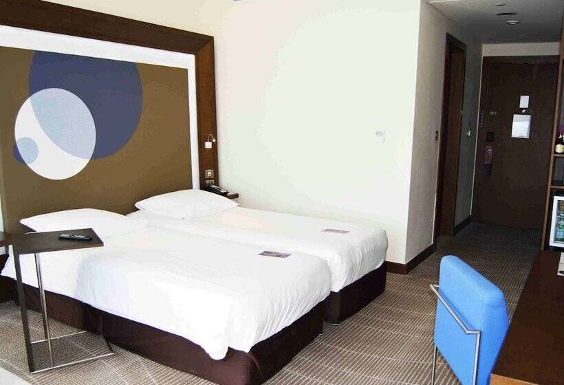 غرفة سوبيريور, Novotel Abu Dhabi Gate