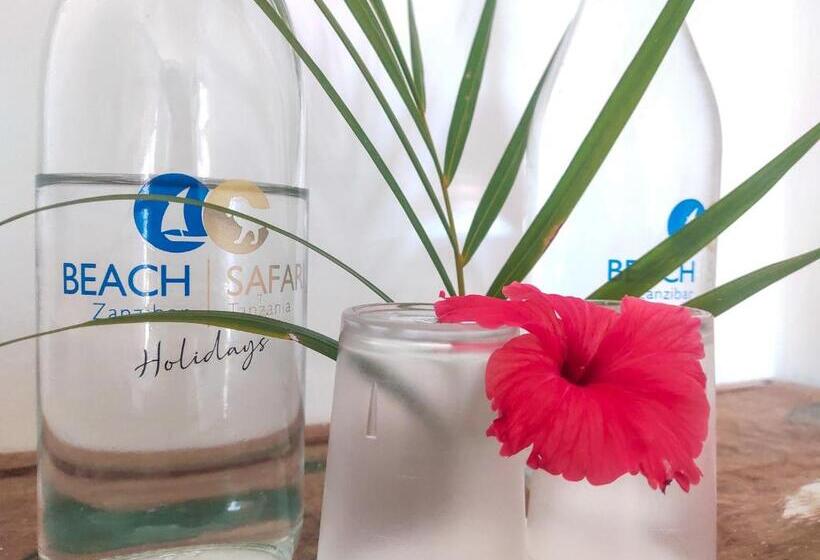 بنجلو قياسى, Paradise Beach Resort & Spa