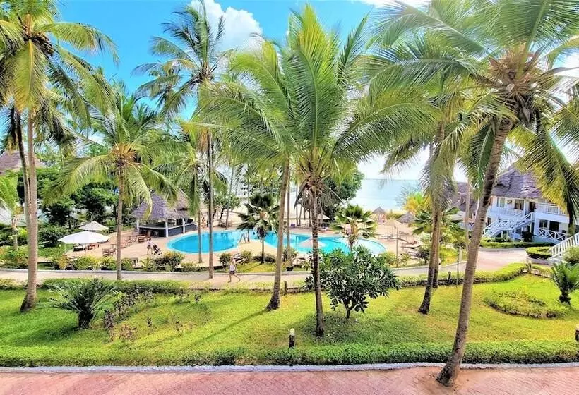 デラックスルーム, Paradise Beach Resort & Spa