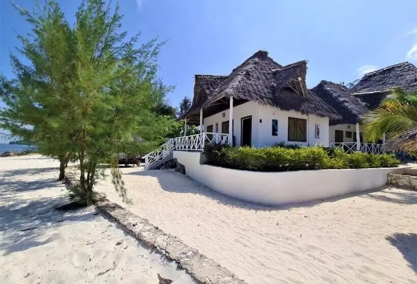 スタンダードバンガロー, Paradise Beach Resort & Spa