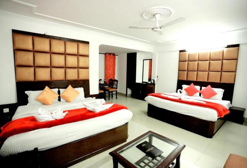 디럭스 4인 룸, Amara Hill Queen Mussoorie
