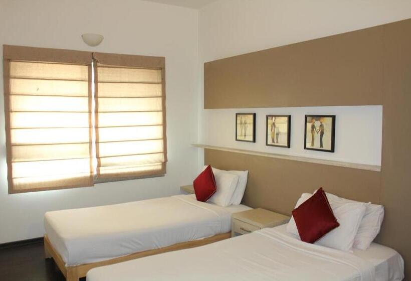 اتاق اجرایی, Amc Comforts