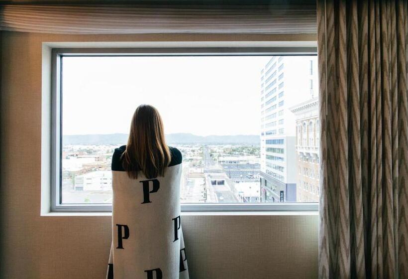 سوییت, Kimpton Hotel Palomar Phoenix Cityscape, An Ihg